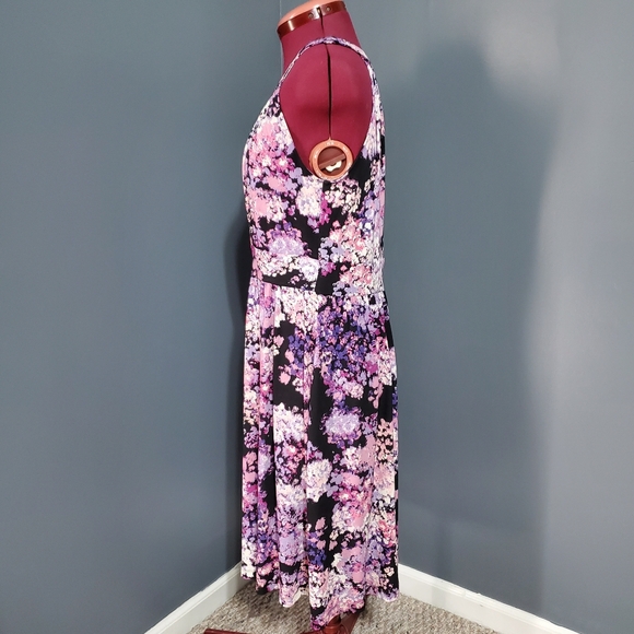 Apt. 9 Purple Pink and Black Floral Midi Dress Size M - Picture 3 of 7